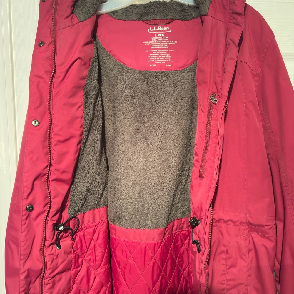 L.L. Bean Ski Jacket - Picture 3 of 3